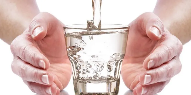 Nước điện giải kiềm